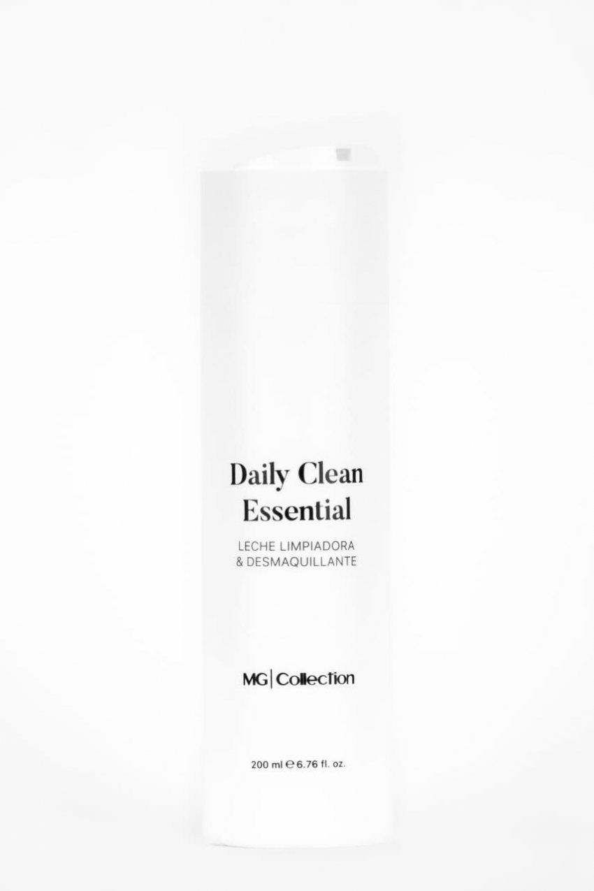 DAILY CLEAN ESSENTIAL