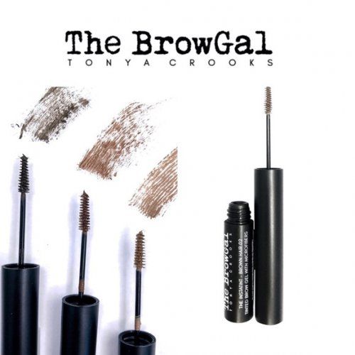 El BrowGal, ofrece herramientas de primera configuración de las cejas y maquillaje que proporcionan una experiencia VIP para cejas de todos los gal.
Diseñado con la innovación en cada paso por la ceja celebridad y artista de maquillaje Tonya Crooks, esta línea distintiva ofrece a los clientes la oportunidad de descubrir su forma natural de la frente y perfeccionar el aspecto en el hogar a través de la personalización y la educación. Ella cree que las cejas son como los copos de nieve   bellas, delicadas y totalmente únicas. enfoque estético individualizado de Tonya y amplia experiencia en las bellas artes la llevó a crear una técnica revolucionaria para crear, corregir y dar forma a las cejas mejores para la estructura facial única de cada persona con todos los elementos de su colección. Desarrollado tras más de una década de pruebas y el refinamiento, la calidad superior y patentada mezcla de ingredientes clave detrás de cada producto cuidadosamente diseñado en el arsenal BrowGal los hace una herramienta imprescindible para cualquier bolsa de maquillaje. Cada aspecto de la línea, de los cables provenientes especialmente a afilar caps y cargas resistentes al agua, se ha formulado específicamente para las cejas hermosas con cada golpe para una mirada que es verdaderamente personalizado a su cara. Los clientes no sólo recibirán un artículo que es fácil de usar (y fácil de amor,) sino también una comprensión completa de mantenimiento frente óptima a través del acceso exclusivo a tutoriales de belleza enseñado directamente por Tonya y el equipo BrowGal.
Establecido y con sede en Los Ángeles, Los productos BrowGal son un favorito de las celebridades y la elección ideal para más plena, más gruesas cejas todo el mundo puede trabajar   no hay plantillas necesario.